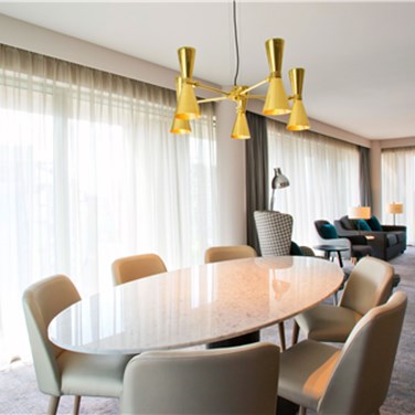 Holiday Inn